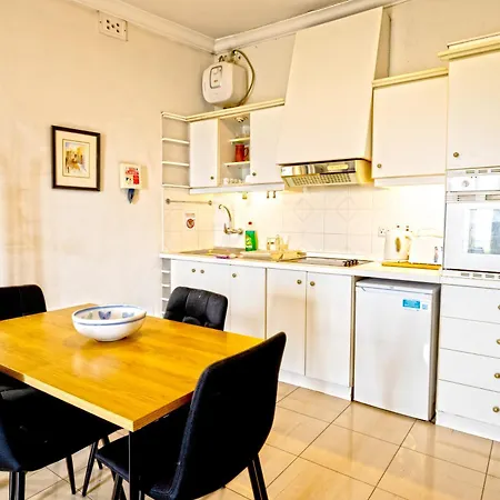 Apartment Vic- Seafront *