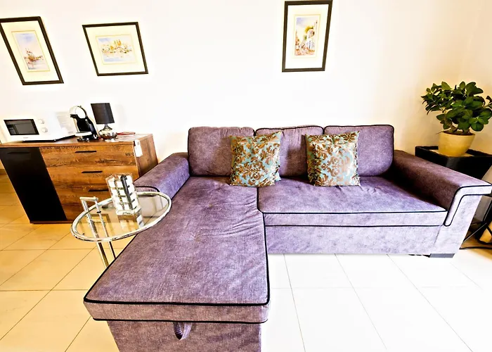 Vic- Seafront * Sliema